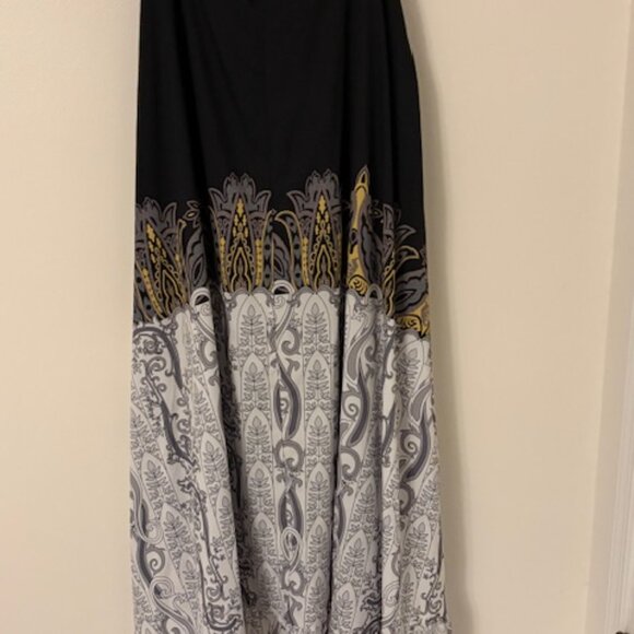 Pant/Ruffle Skirt Combo - Picture 4 of 5